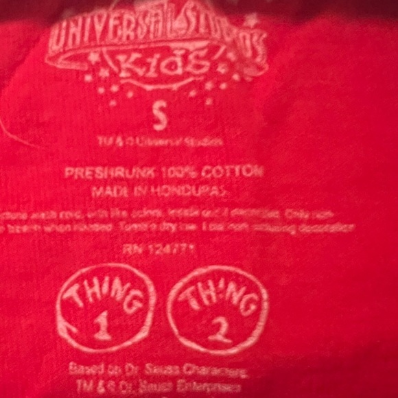 Universal Studios T-Shirt, Dr Seuss Thing 1 kids size small - Picture 4 of 4
